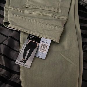 Never Worn! Torrid Jeggings color Tea Size 24 Tags still on